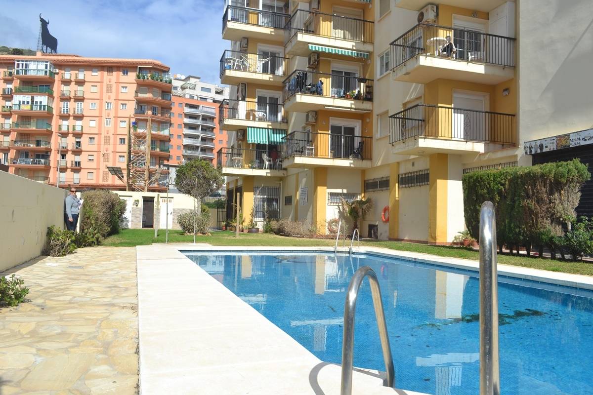 Apartamento de 2 dormitorios en 1ª linea de playa