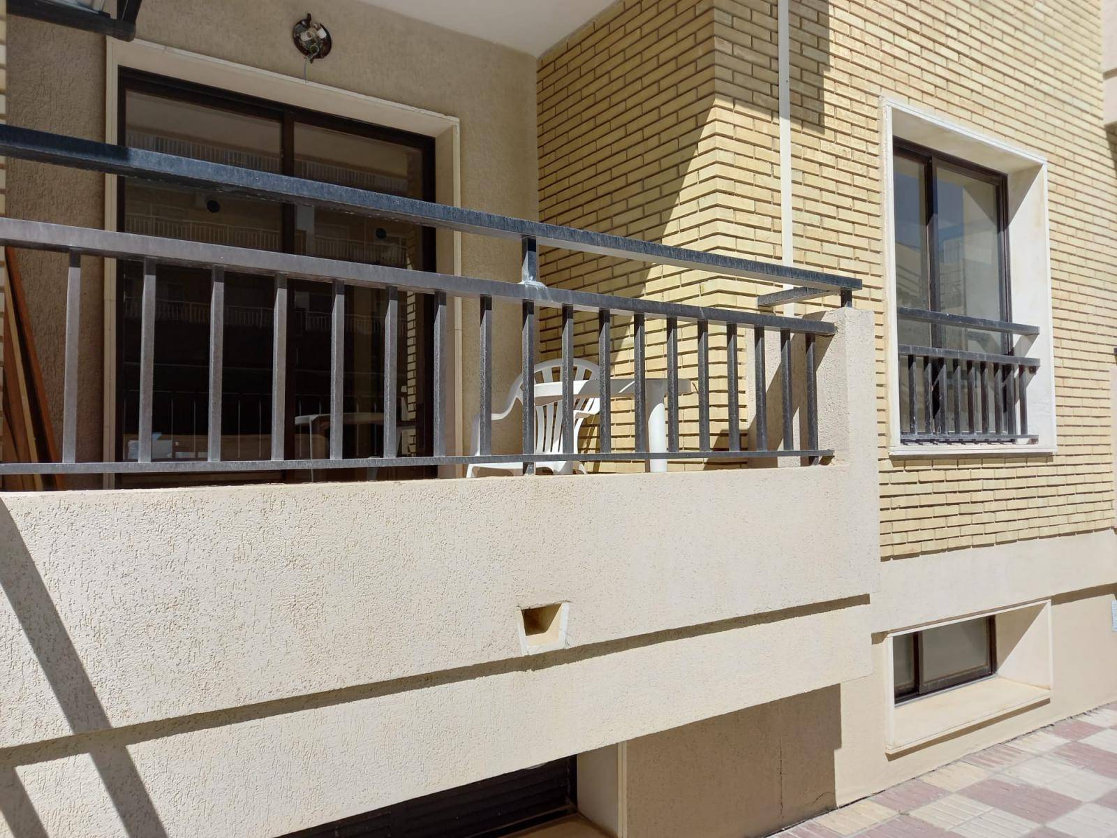 Apartamento en planta baja situado en 1ª linea de playa