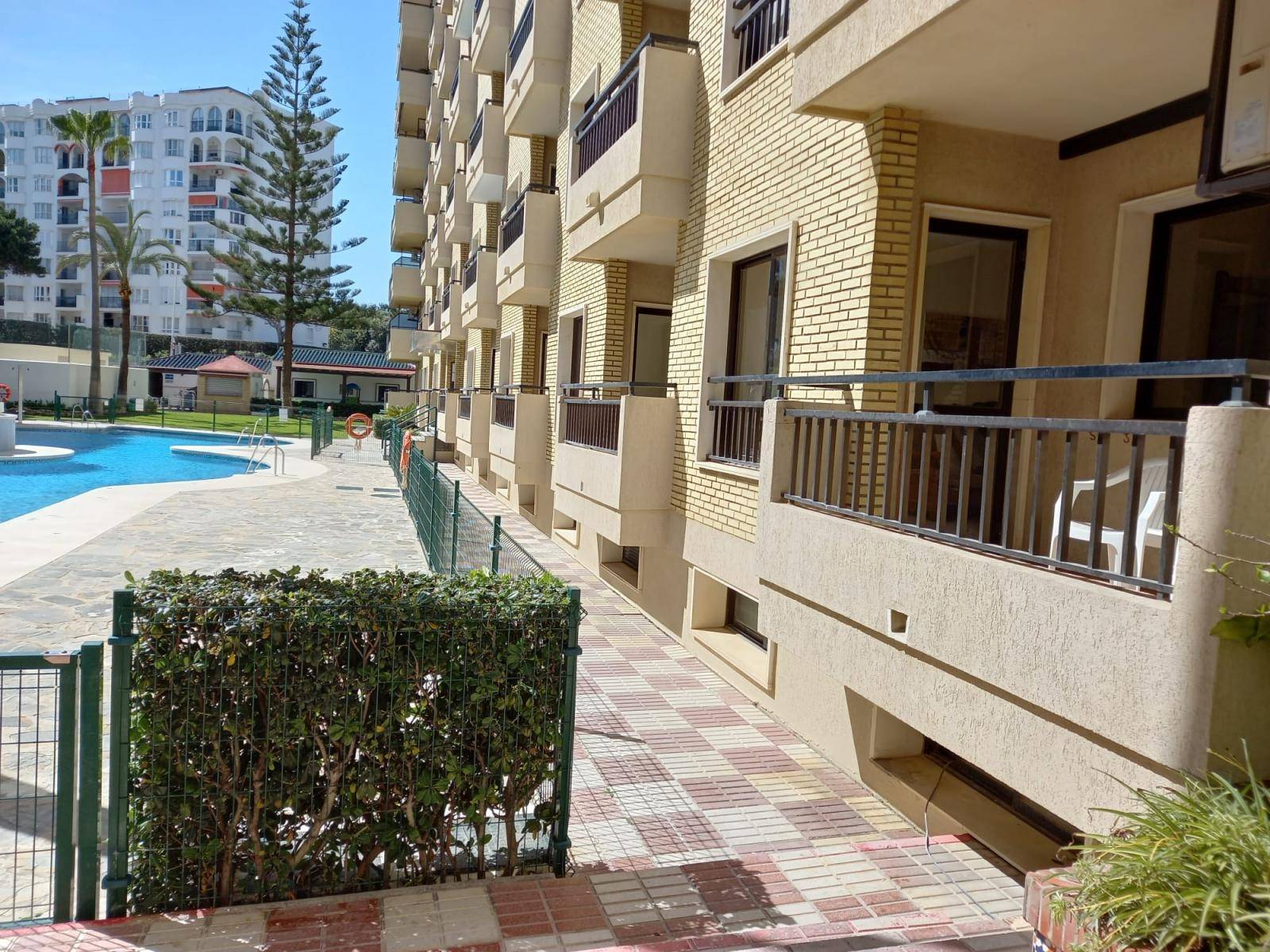 Apartamento en planta baja situado en 1ª linea de playa