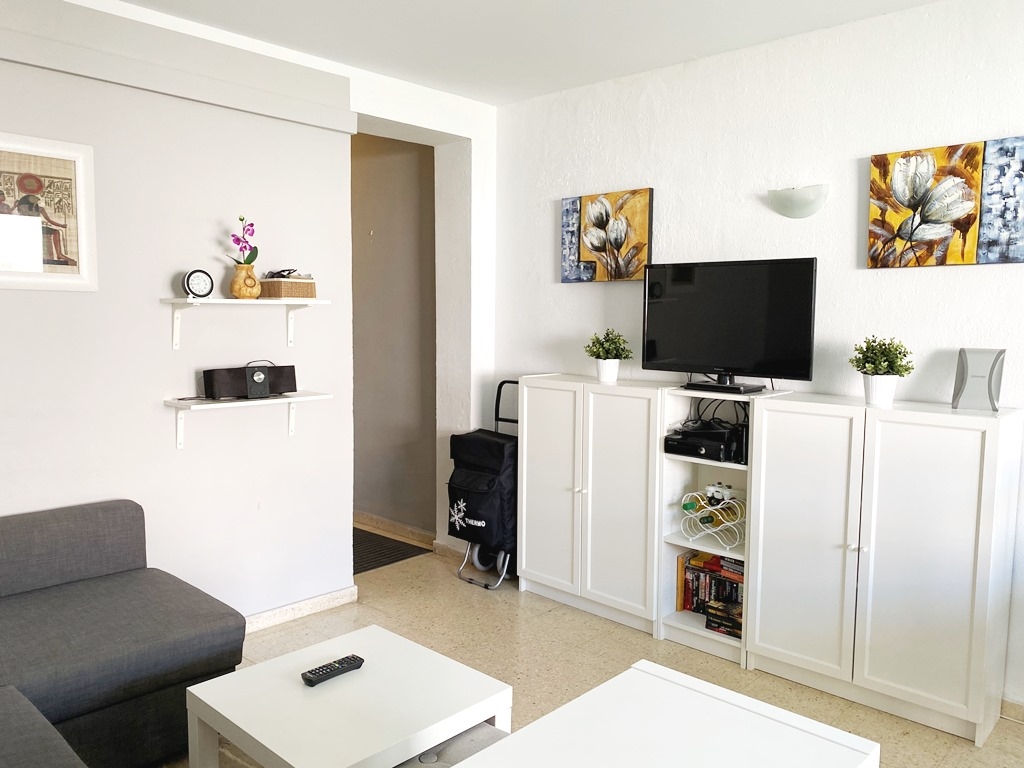 Coqueto Apartamento en tercera línea de playa