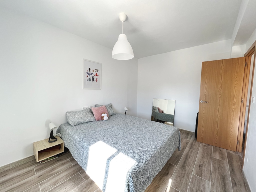 Apartamento totalmente reformado situado a tan solo 400 metros de la playa en Los Boliches