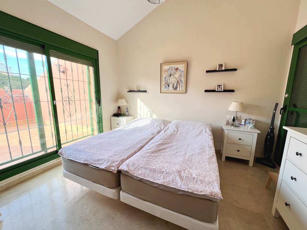Amplio ático-duplex a solo 700 metros de la playa en Torreblanca