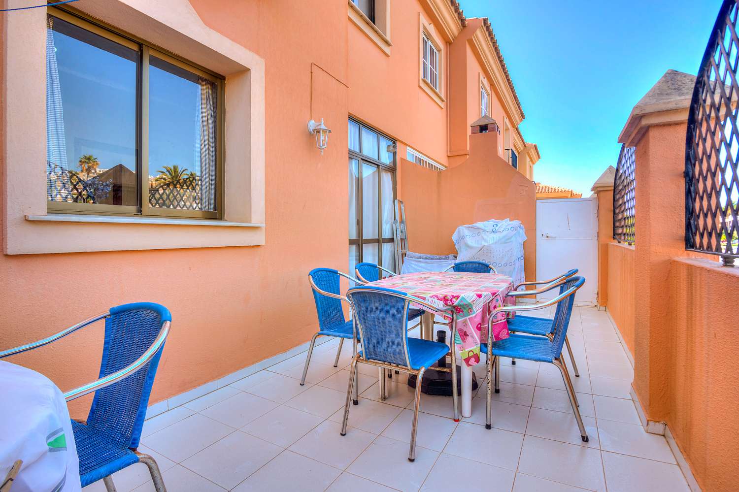 Duplex, 2 våningar till salu i La Cala de Mijas