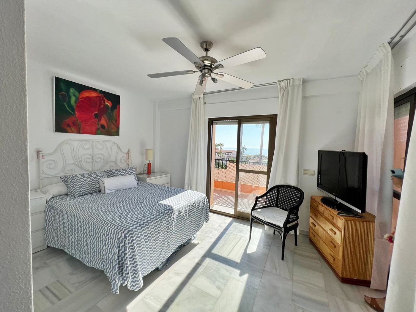 Amplio Dúplex de 3 dormitorios a solo 200 mts de la playa