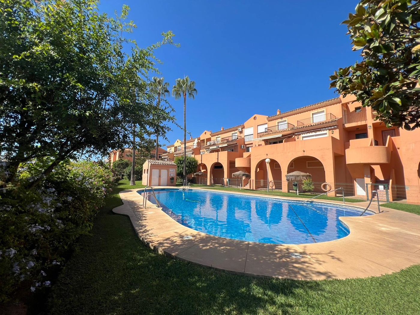 Duplex, 2 våningar till salu i La Cala de Mijas