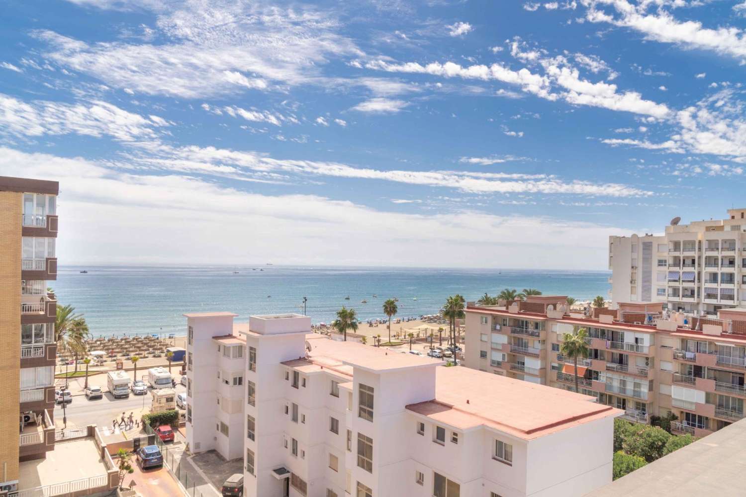 Fantastic flat located 1st line of beach, with views pool and garage