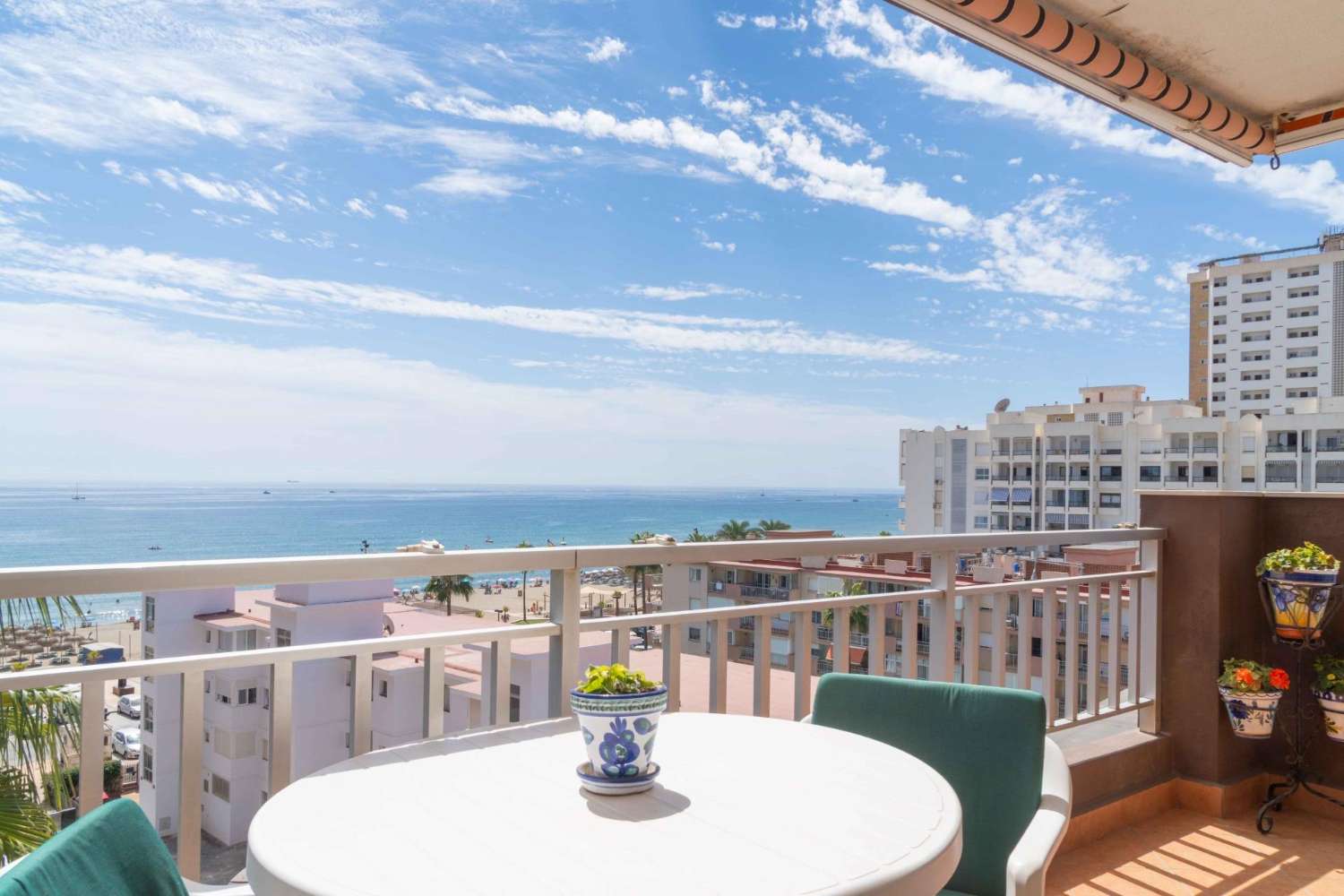 Fantastic flat located 1st line of beach, with views pool and garage