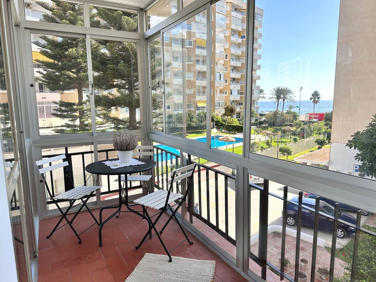 Precioso Apartamento en primera línea de playa en Los Boliches