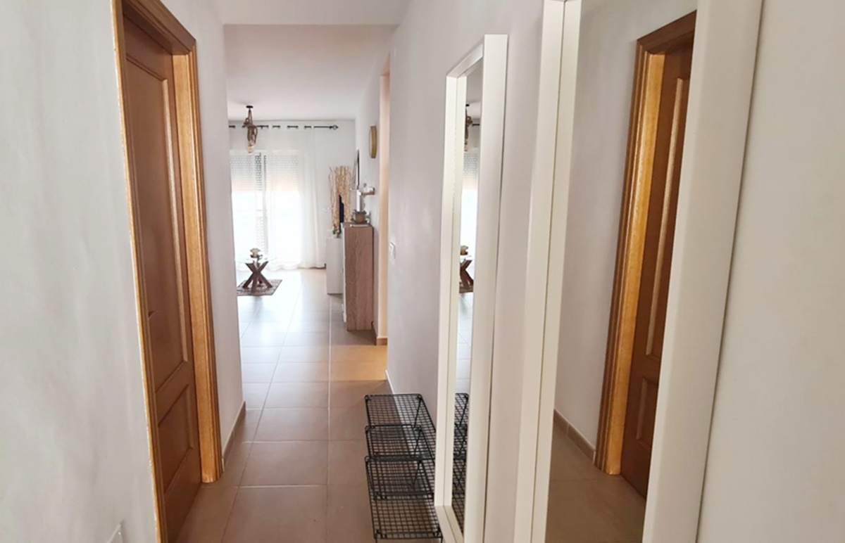 Precioso apartamento amueblado, situado en Los Boliches a solo 700 mts de la playa. Con Piscina, Garaje y trastero