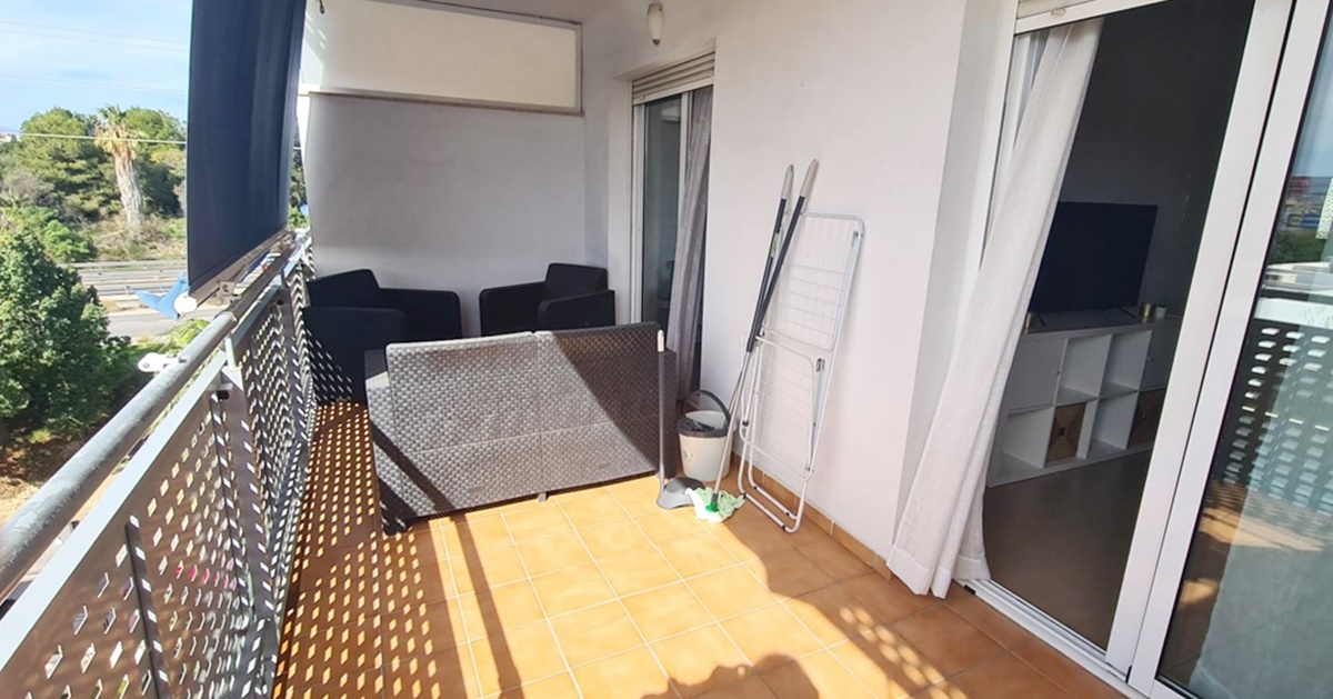 Precioso apartamento amueblado, situado en Los Boliches a solo 700 mts de la playa. Con Piscina, Garaje y trastero