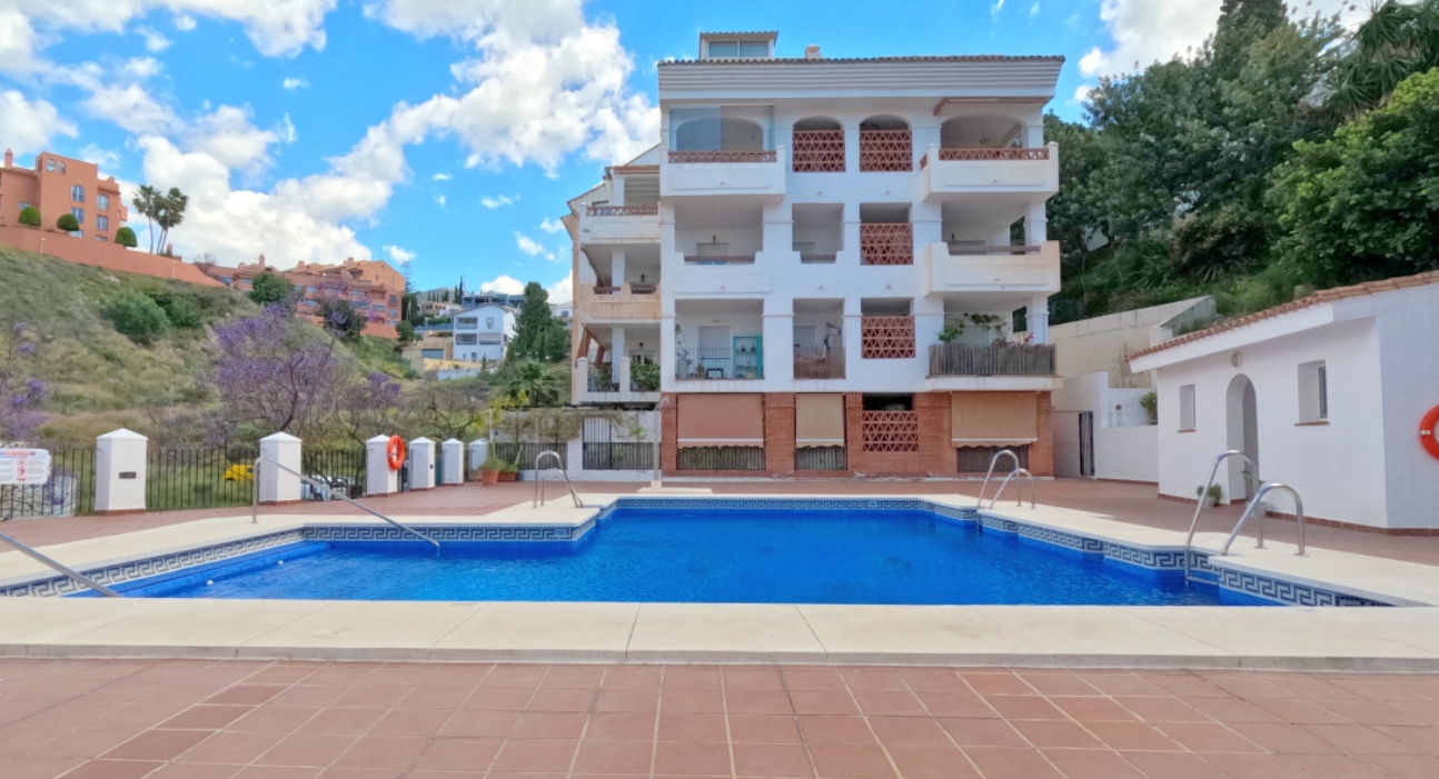 Newly Renovated Duplex Penthouse in Torreblanca