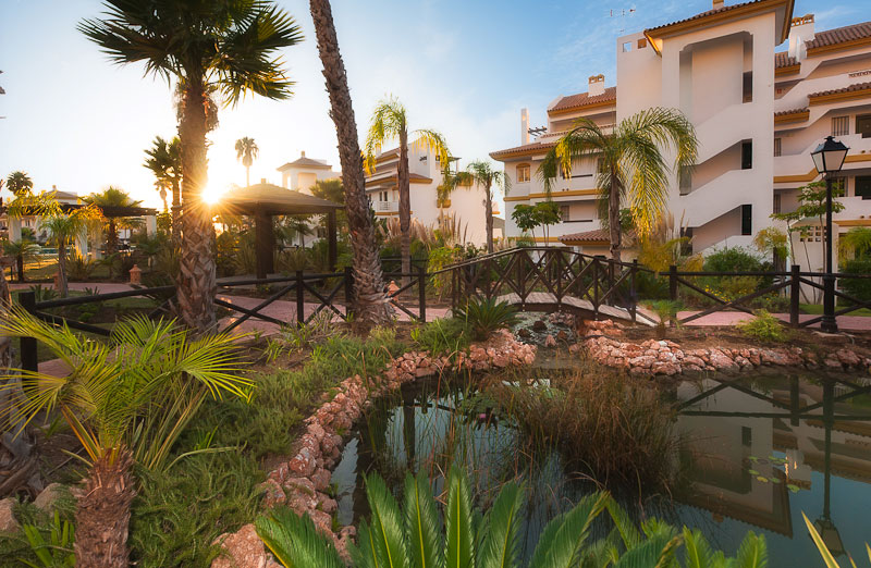 Charming penthouse for golf lovers