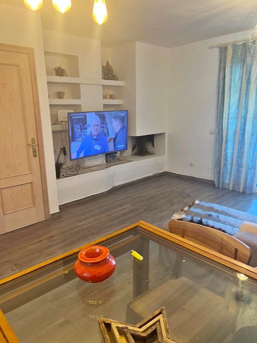 Encantadora y acogedora casa adosada de 2 dormitorios situada en la urbanización Pueblo Campana, mijas costa