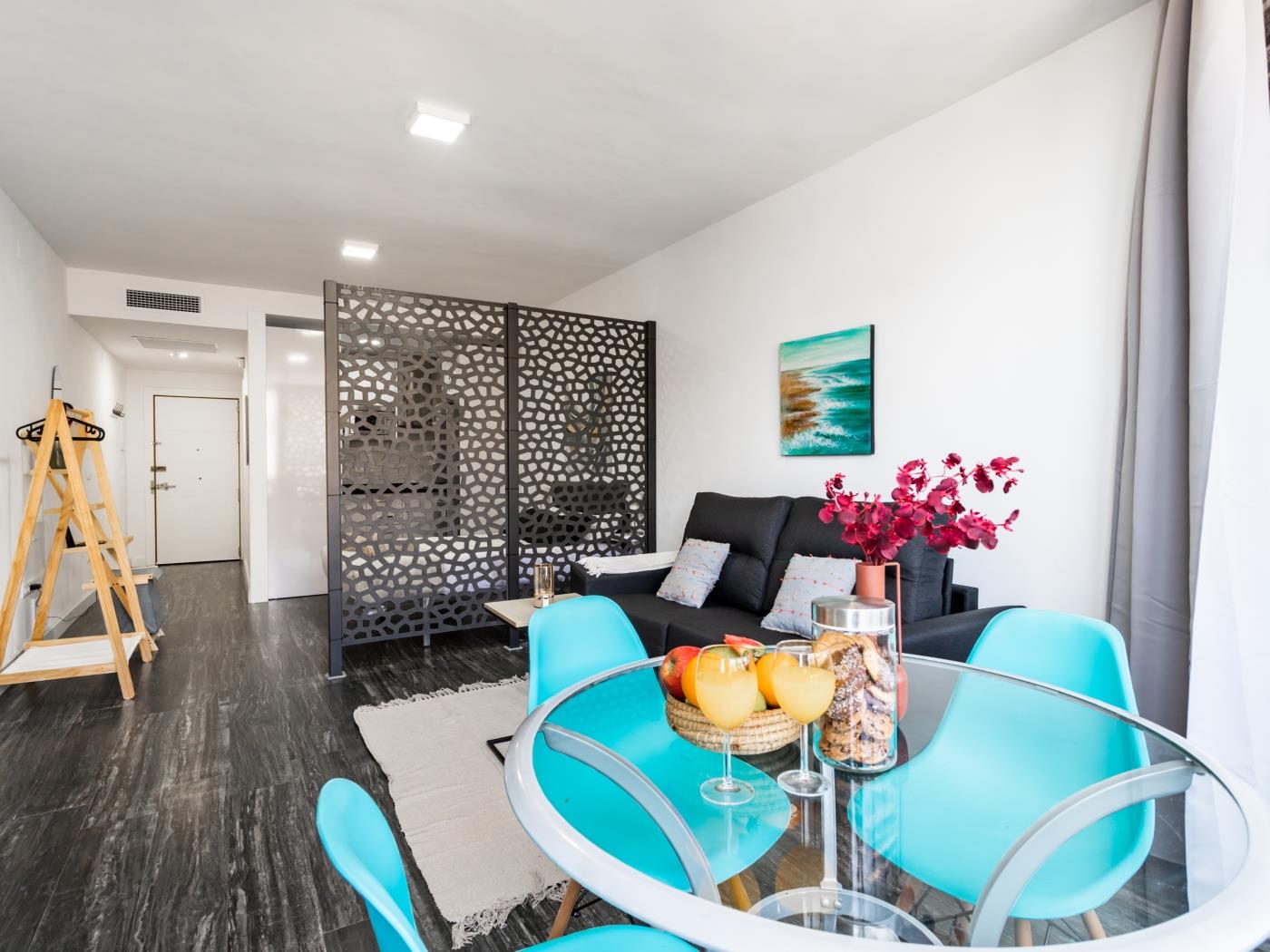 Charming Studio  located in  Las Palmeras complex, on the beachfront