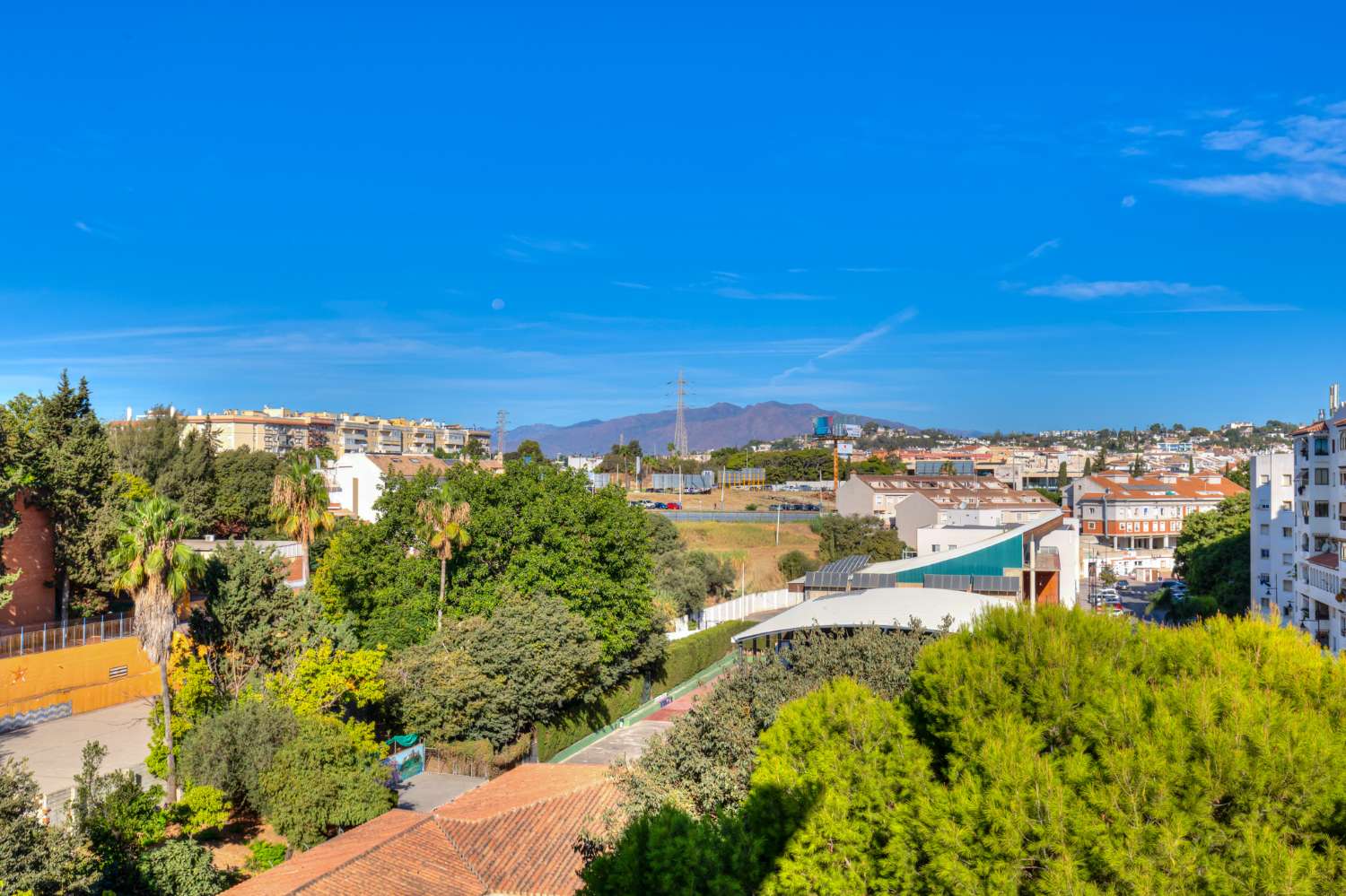 Luminous apartment in the center of Fuengirola