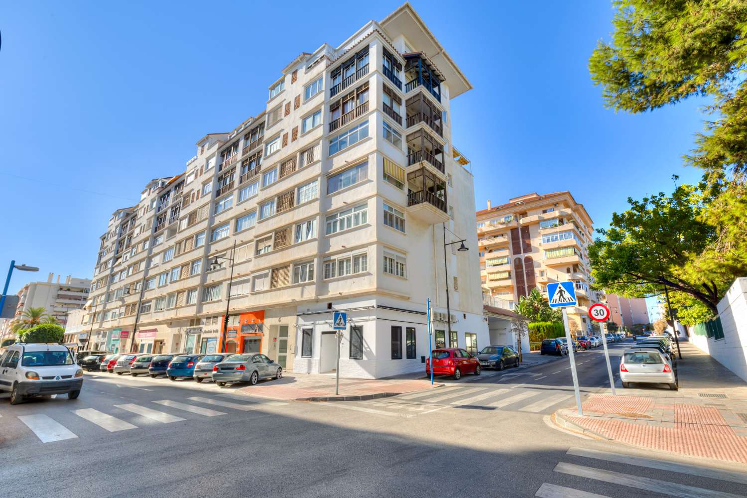 Luminous apartment in the center of Fuengirola