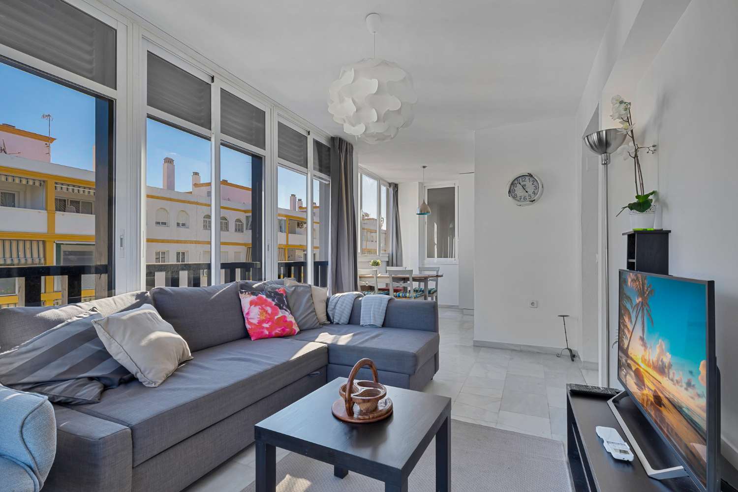 Luminous apartment in the center of Fuengirola