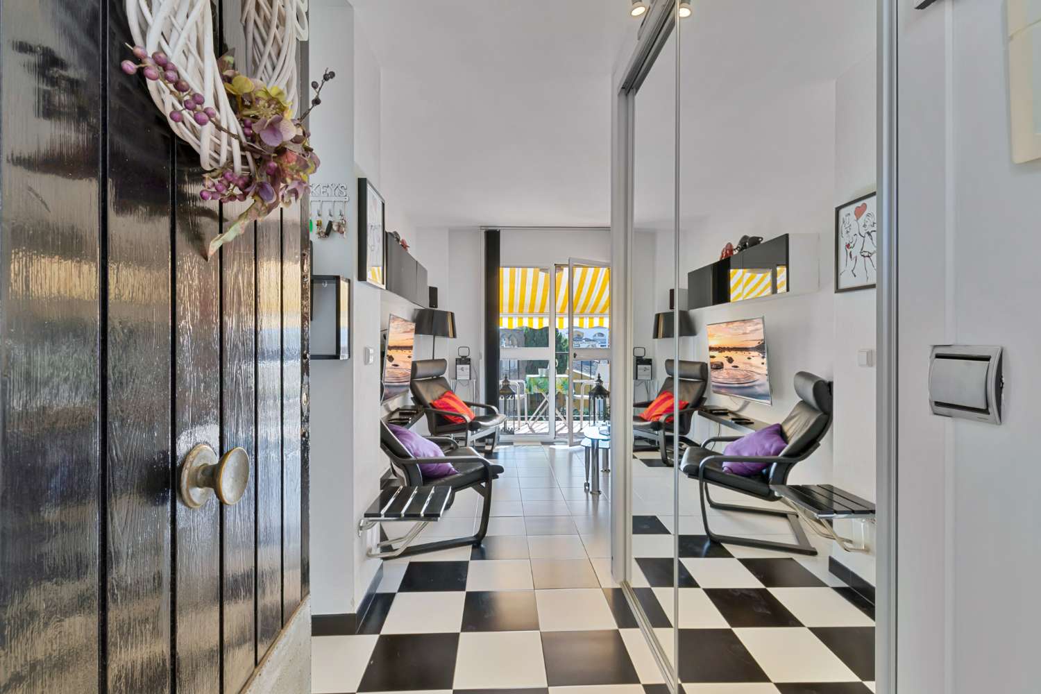 Piso muy soleado en Puebla Lucia