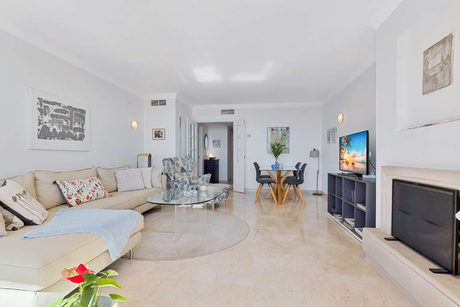 Bonito ático con fantásticas vistas al mar