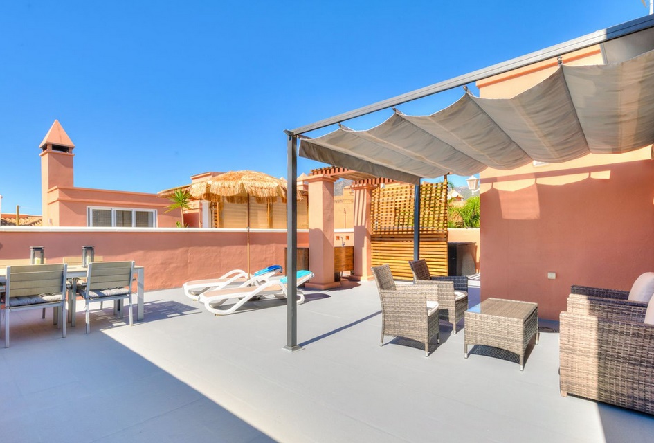 Bonito ático con fantásticas vistas al mar