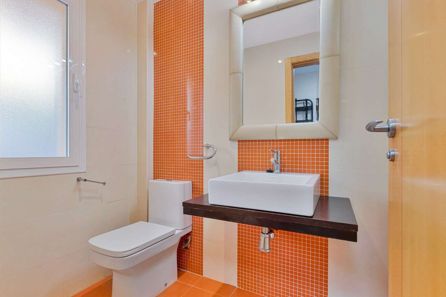 Twnohouse with sea views in the lower part of Torreblanca