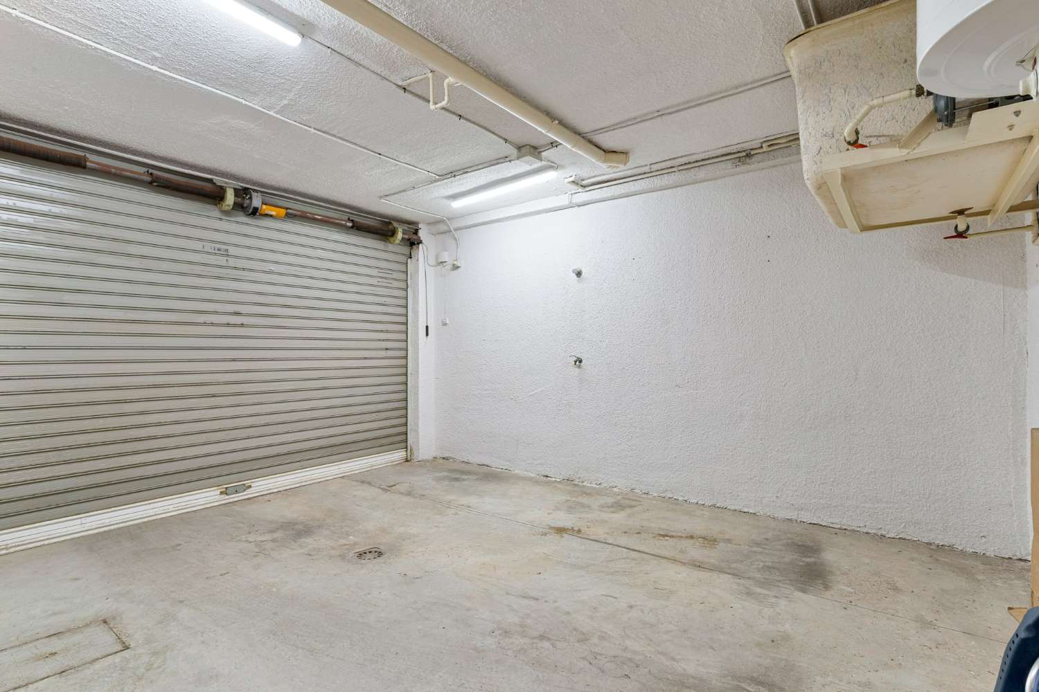 Twnohouse with sea views in the lower part of Torreblanca