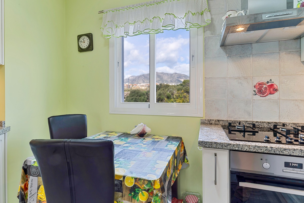 Apartamento cerca de la playa con vistas al mar