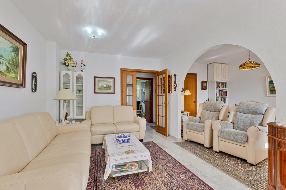 Apartamento cerca de la playa con vistas al mar