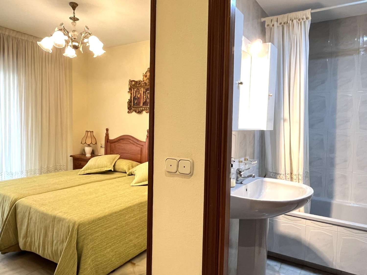 Amplio Piso en Residencial Detelina, a solo 300 mts de la playa