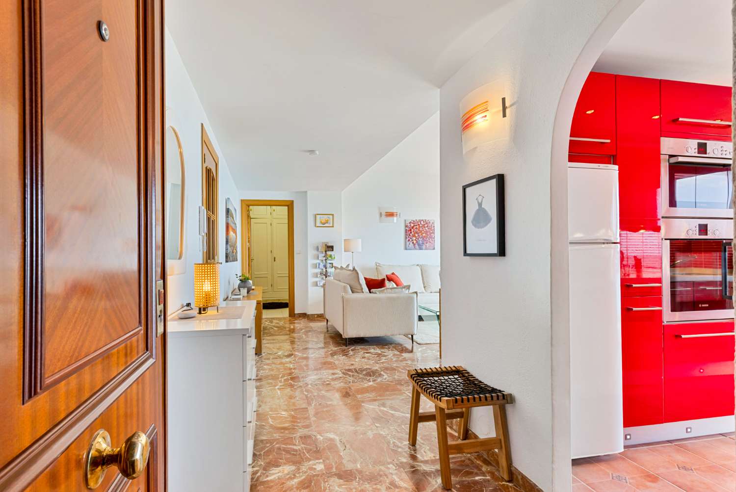 Piso en primera línea con fantásticas vistas al mar