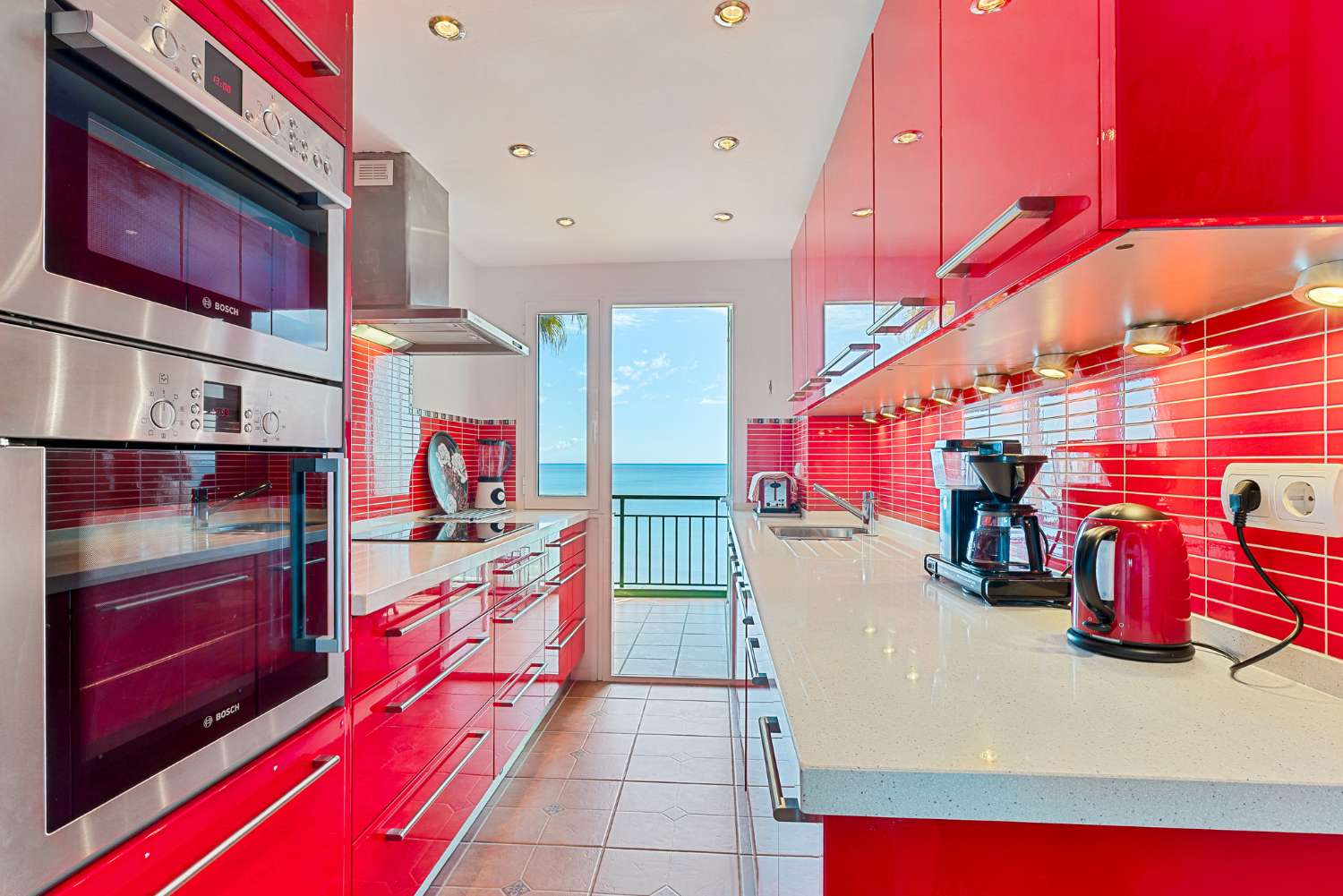 Piso en primera línea con fantásticas vistas al mar