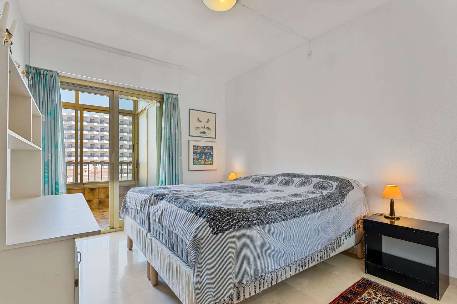 Amplio Piso situado en el Paseo Marítimo de Los Boliches