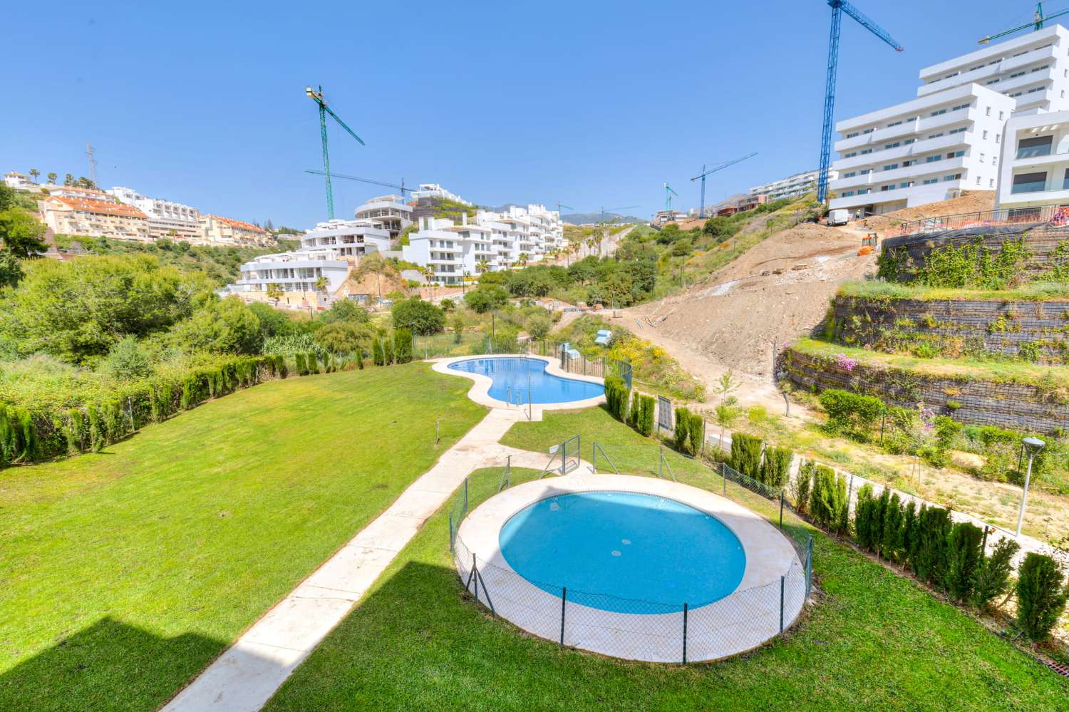 Ático con fantásticas vistas al mar en Carvajal