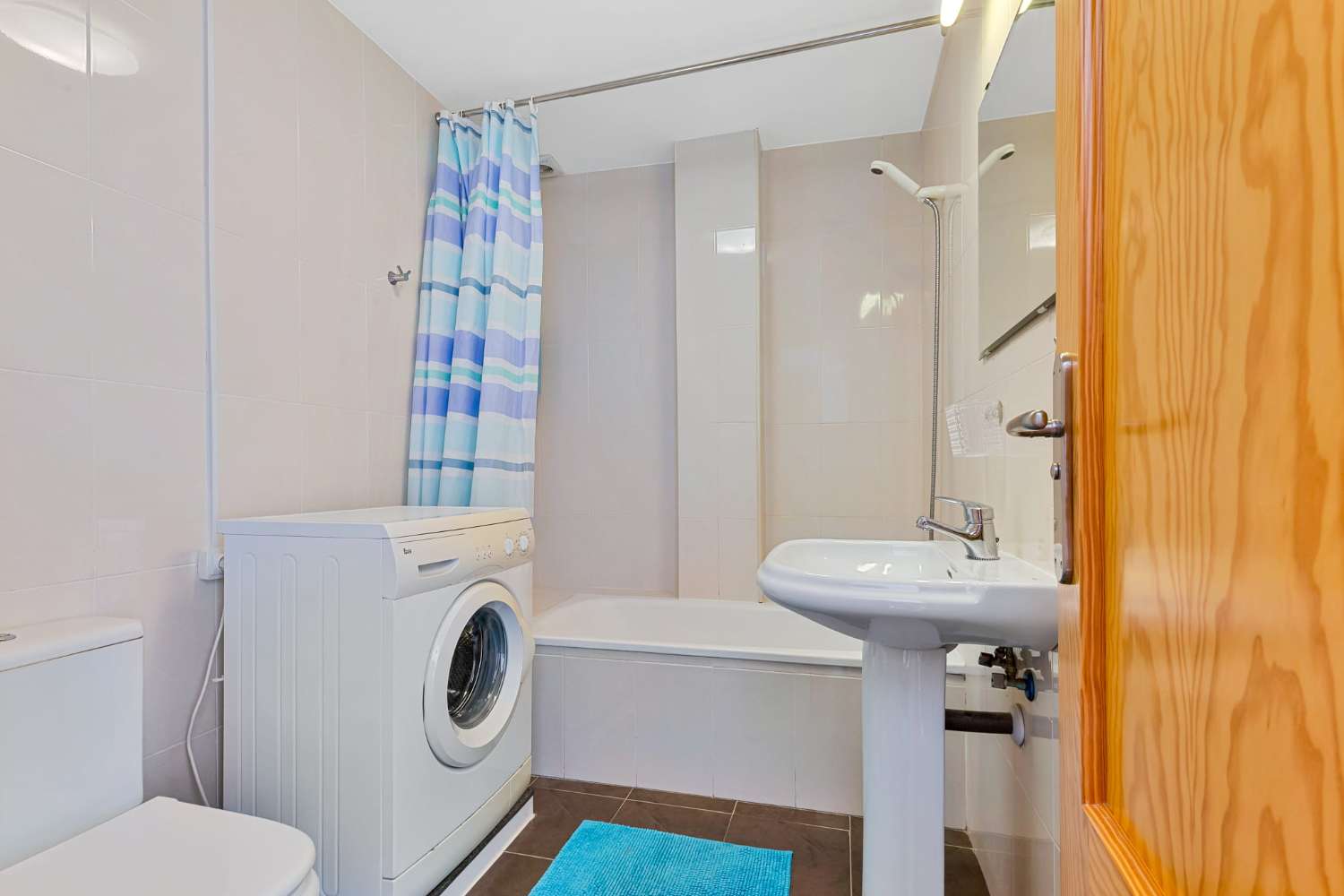 Ático con fantásticas vistas al mar en Carvajal