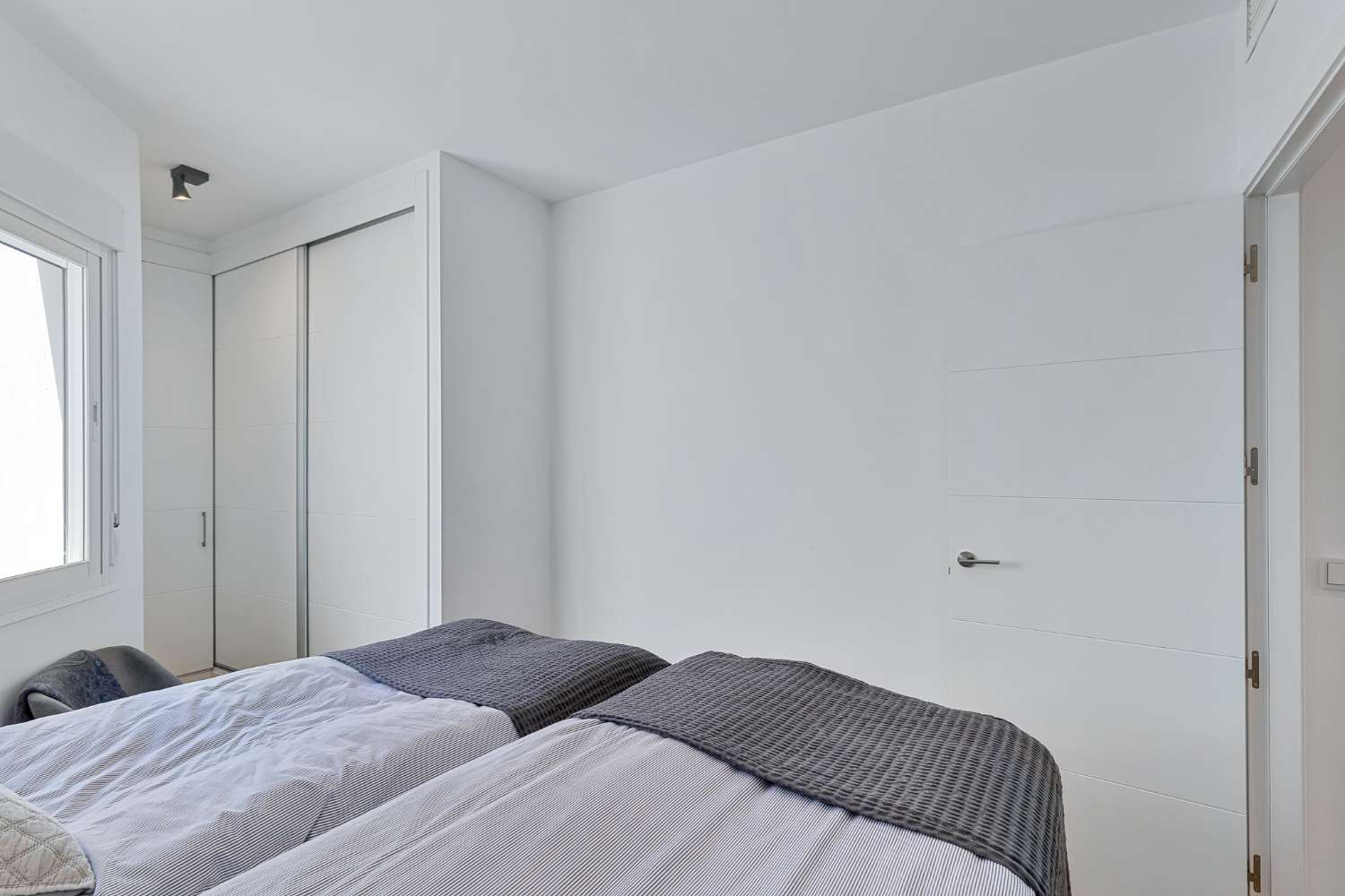 Ático moderno en segunda línea de playa